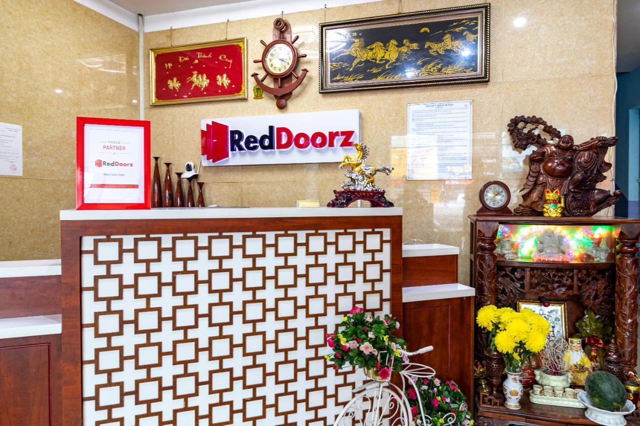 Reddoorz Nam Bac Hotel Phan Dang Luu Phu Nhuan Cidade de Ho Chi Minh Exterior foto