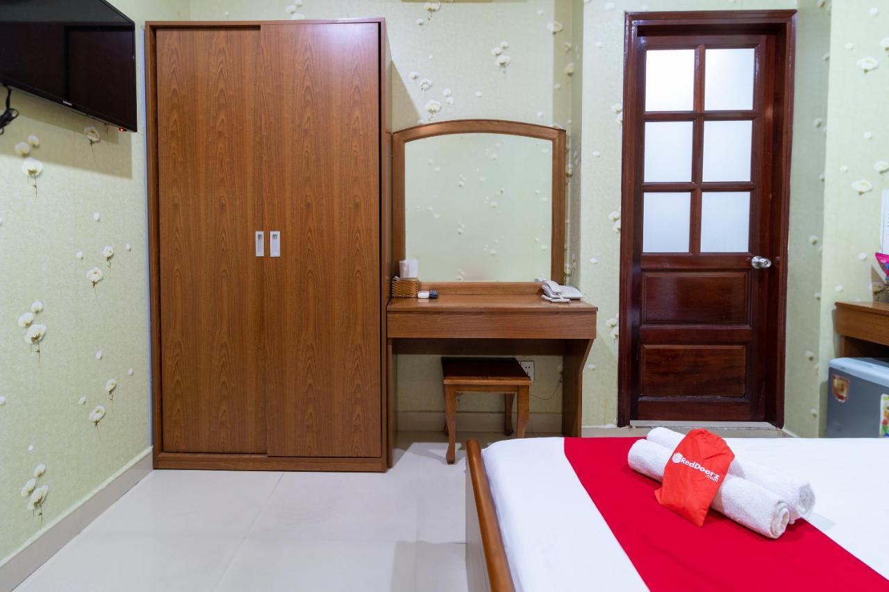 Reddoorz Nam Bac Hotel Phan Dang Luu Phu Nhuan Cidade de Ho Chi Minh Exterior foto