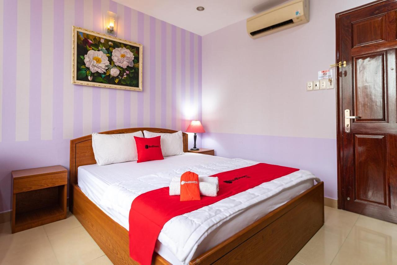Reddoorz Nam Bac Hotel Phan Dang Luu Phu Nhuan Cidade de Ho Chi Minh Exterior foto