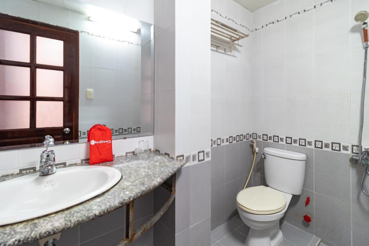 Reddoorz Nam Bac Hotel Phan Dang Luu Phu Nhuan Cidade de Ho Chi Minh Exterior foto